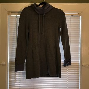 Cynthia Rowley long pullover